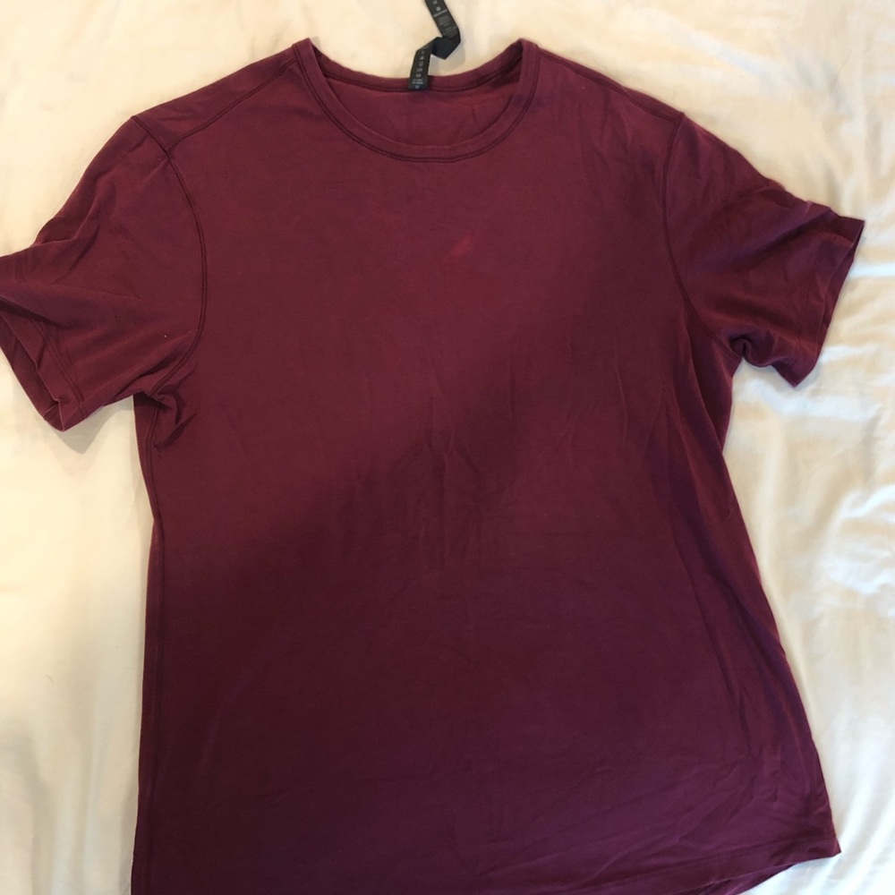 Lululemon mens maroon shirt